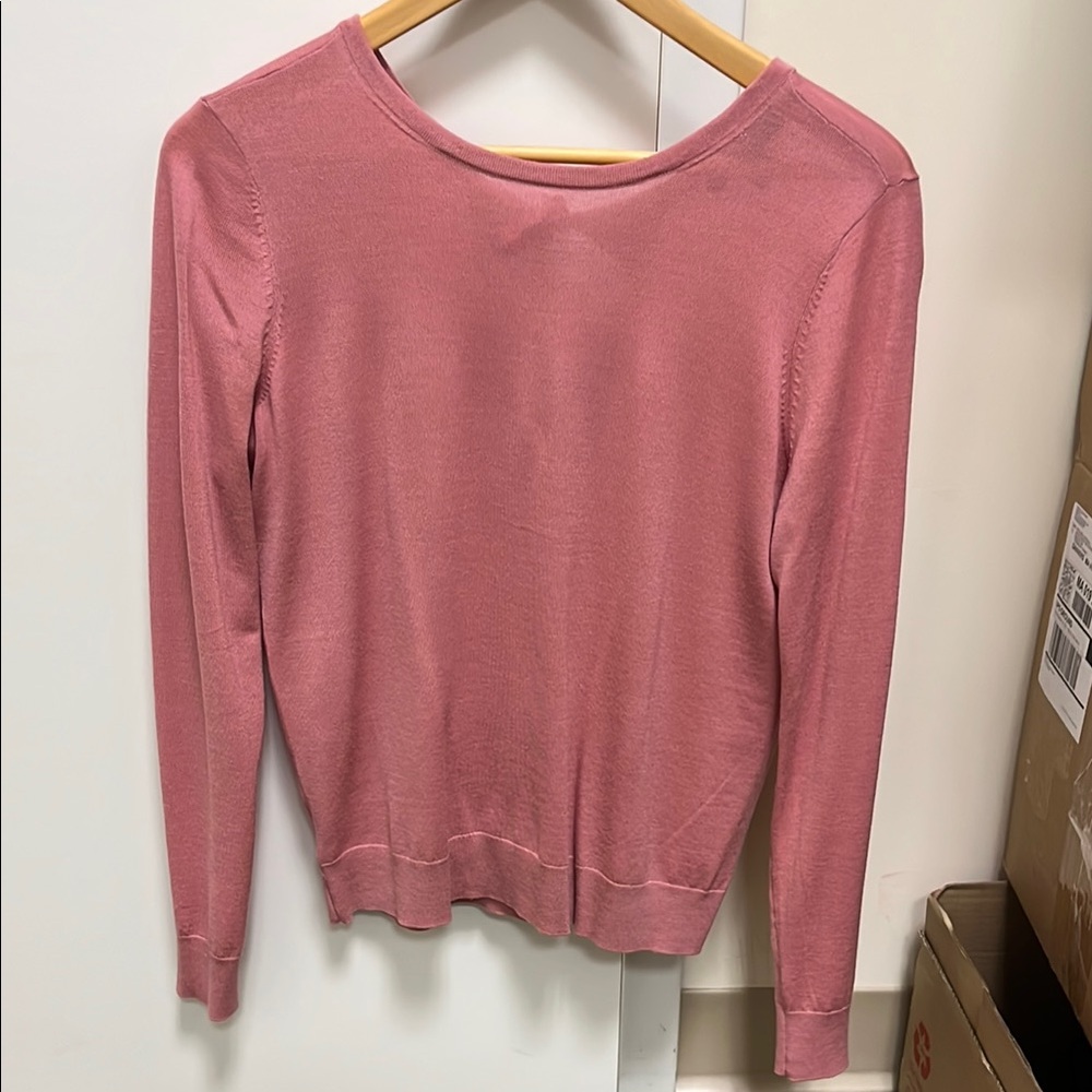 Ann Taylor Pink Long Sleeve Sweater. Size M. Bow cutouts in back.